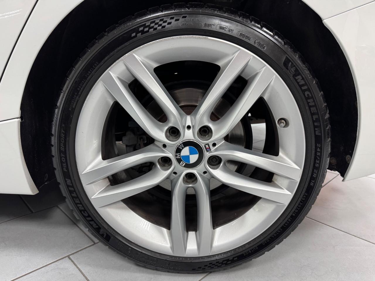 Bmw 116 116d 5p. Msport
