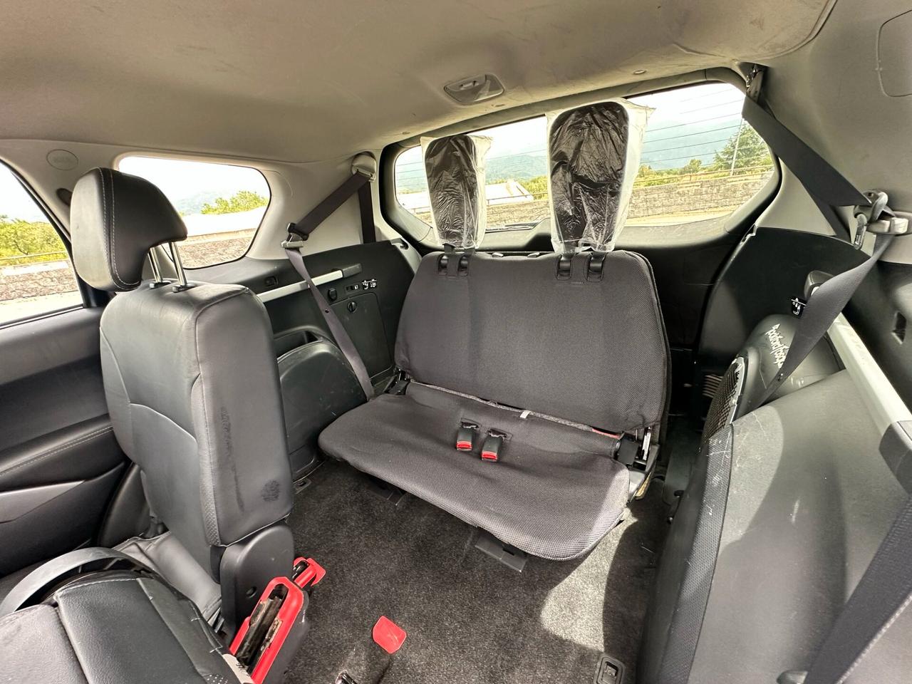 Mitsubishi Outlander 2.2 DI-D DPF 7 posti