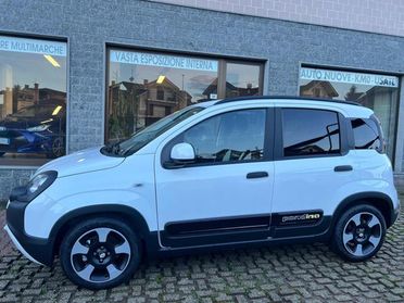 FIAT Panda 1.0 FireFly S&S Hybrid Pandina