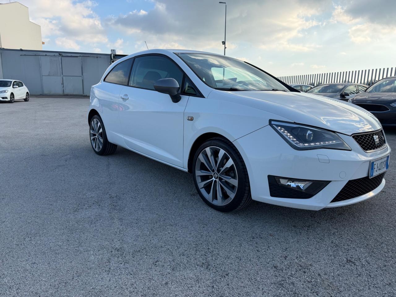 SEAT IBIZA 1.4 TDI 105 CV FR COUPE FULL LED MY16