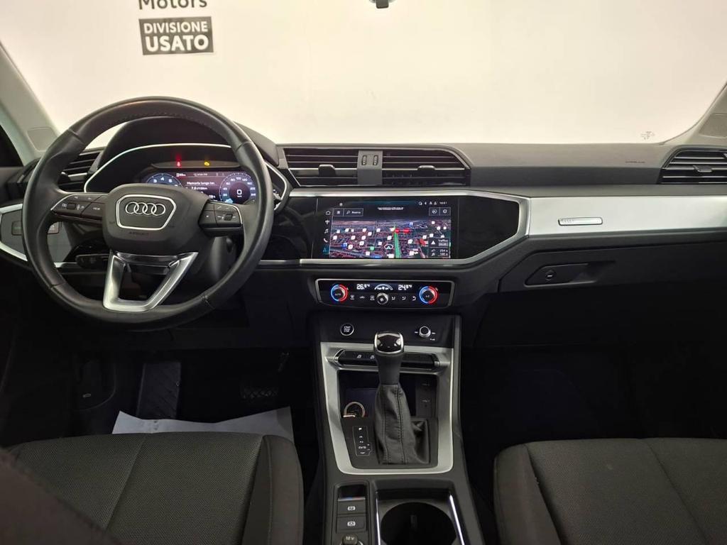 Audi Q3 35 1.5 TFSI Evo2 Business S tronic