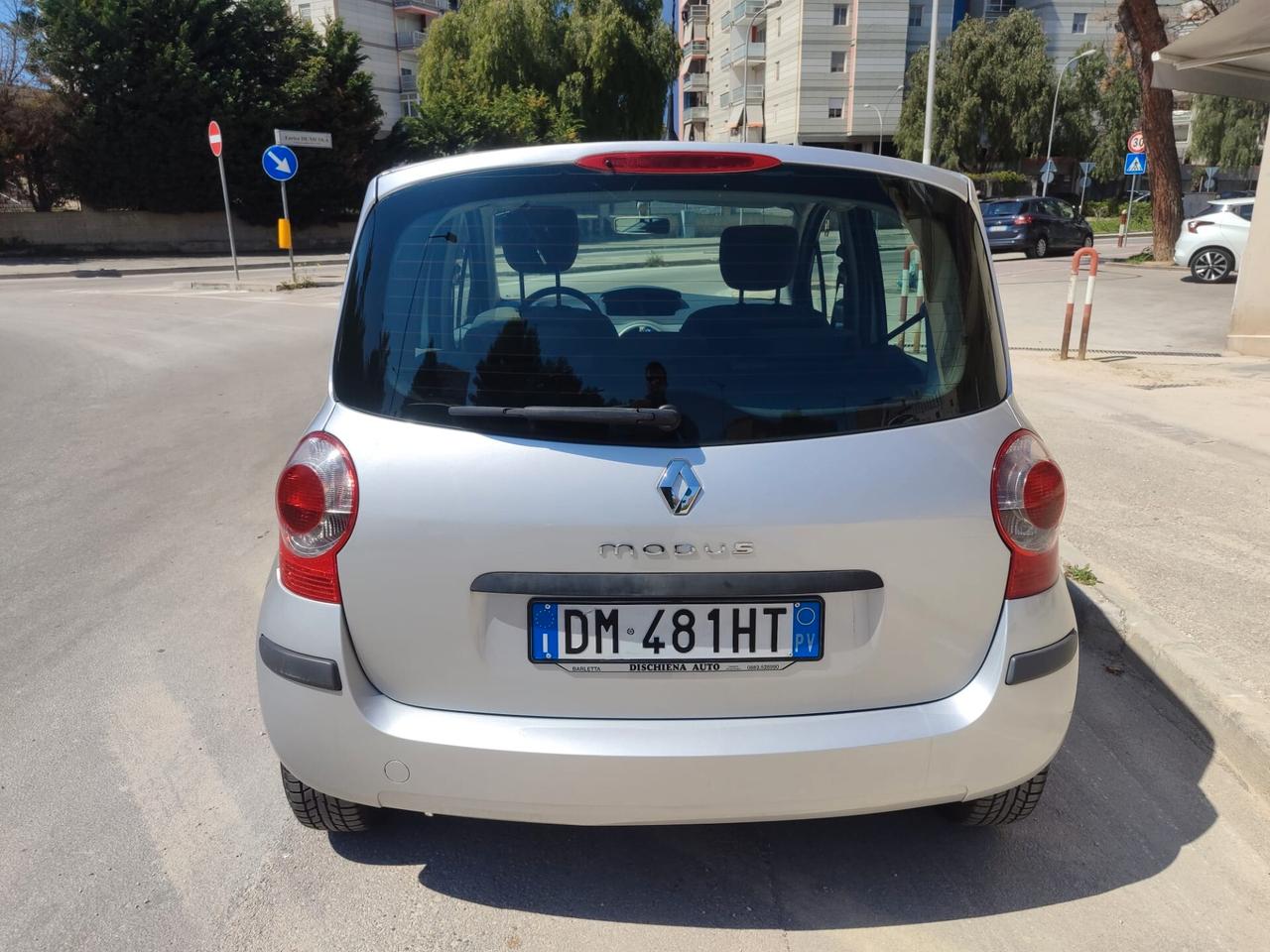 Renault Modus 1.2 Benz. 75CV (98000 KM)!