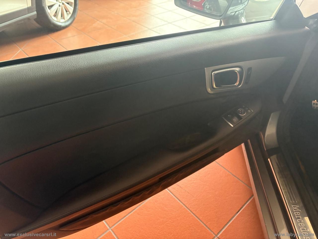 MERCEDES-BENZ SLK 200 CGI Sport