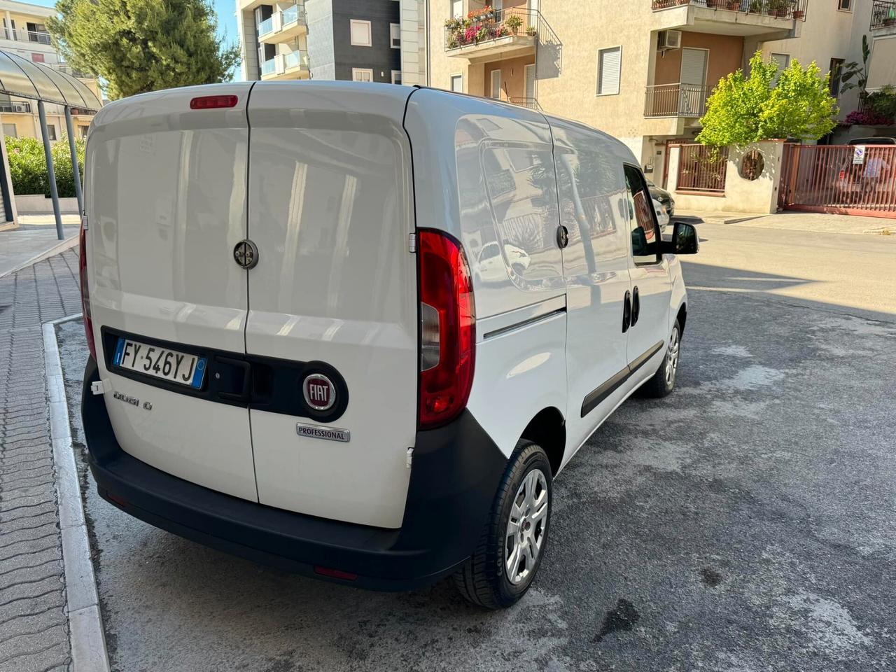 FIAT DOBLO CARGO 1.6 MJ 105 CV. AUTOCARRO 2 POSTI