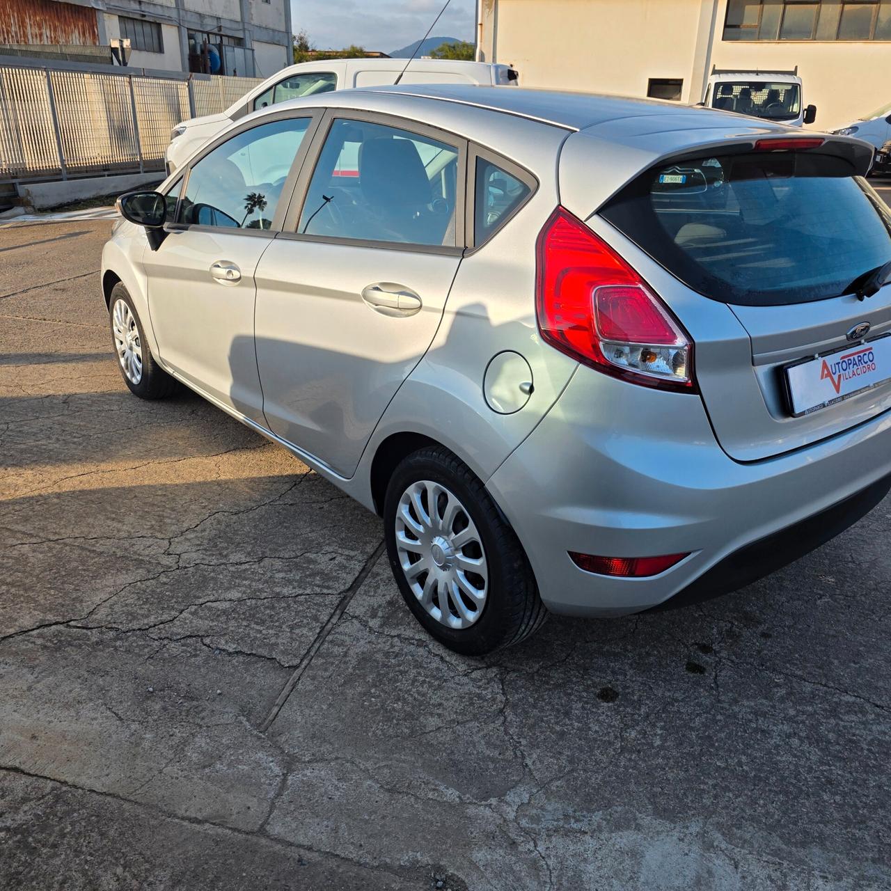 Ford Fiesta 1.5 TDCi 75CV 5 porte Business