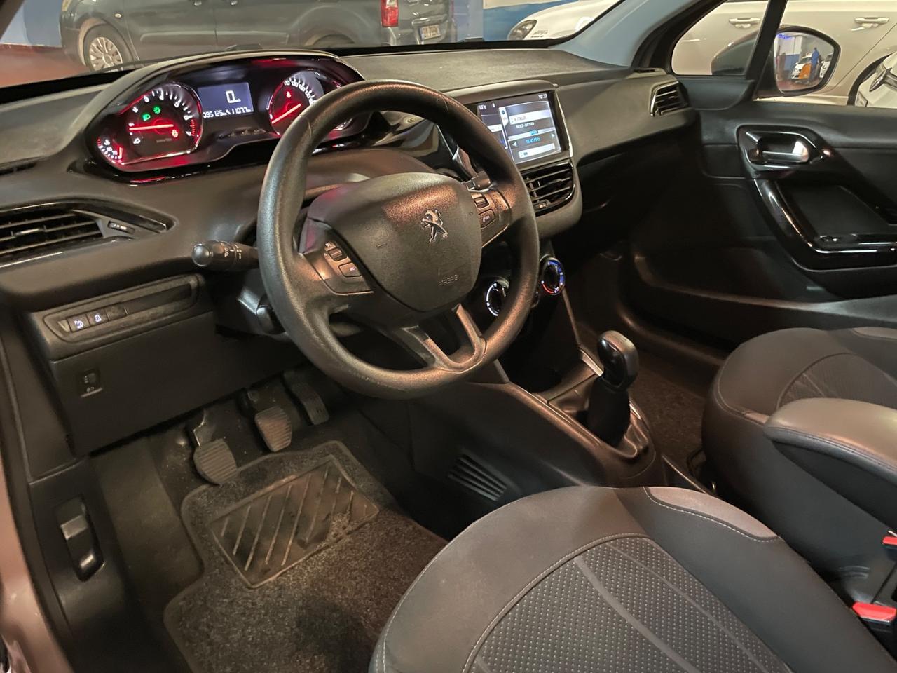 Peugeot 208 1.2 Neopatentati Euro 5