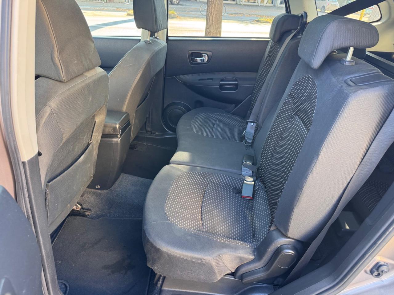 Nissan Qashqai+2 1.6 BENZ 7 POSTI GARANZIA 12 MESI