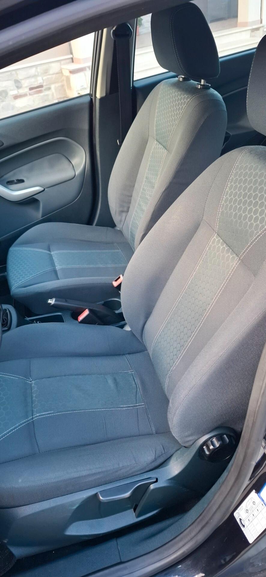 Ford Fiesta 1.4 TDCi 5p. Titanium