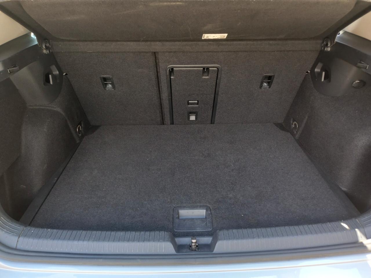 Volkswagen Golf 8 2.0 TDI 2021