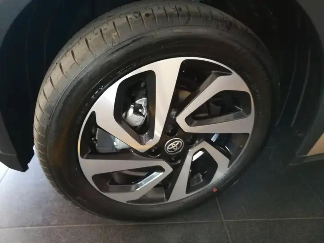 Toyota Aygo X 1.0 VVT-i 72 CV 5 porte Lounge