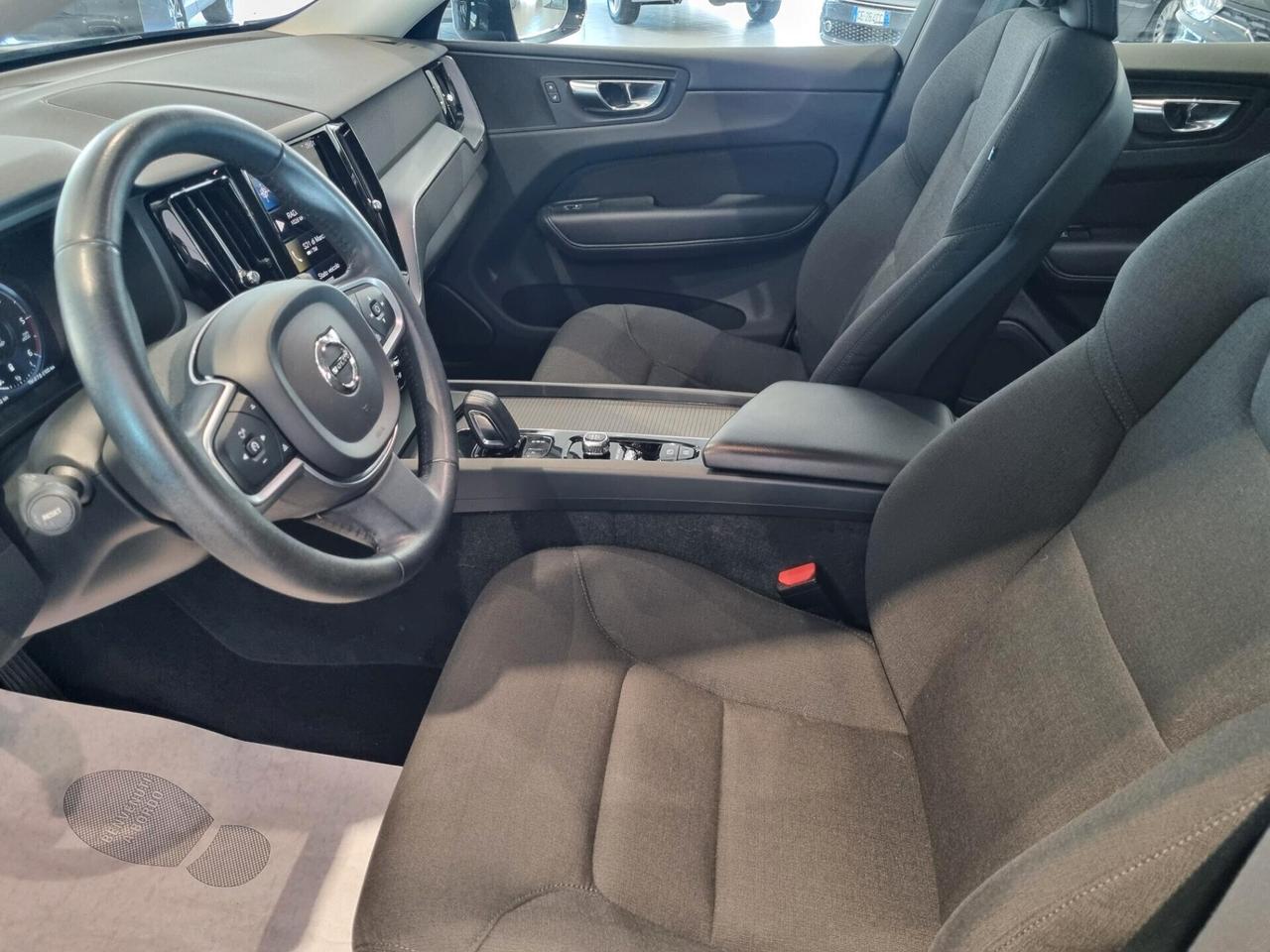 Volvo XC 60 XC60 B4 (d) Geartronic Momentum