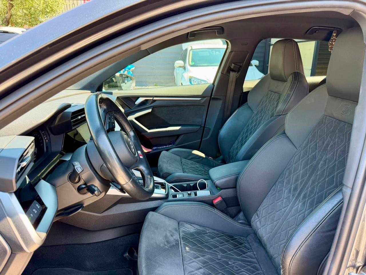 Audi A3 40 TDI quattro S tronic line edition