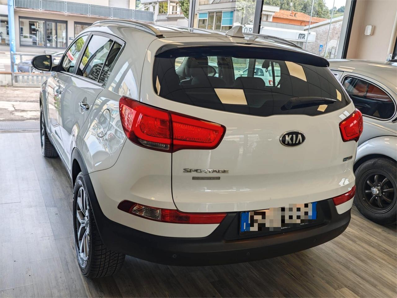 Kia Sportage 1.7 CRDI VGT 2WD high tech