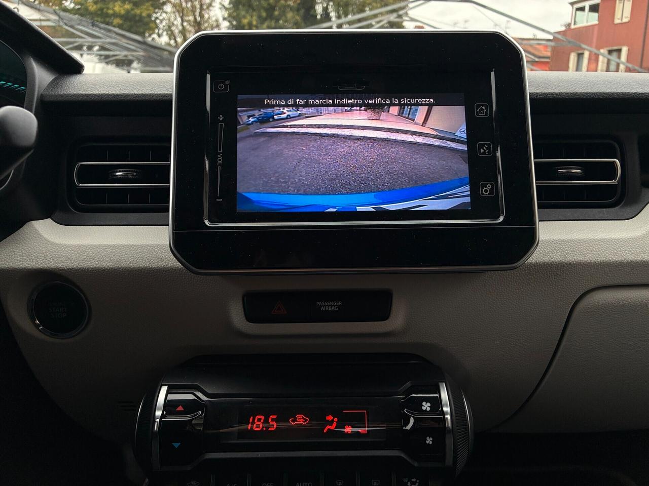 Suzuki Ignis 1.2 Hybrid Top