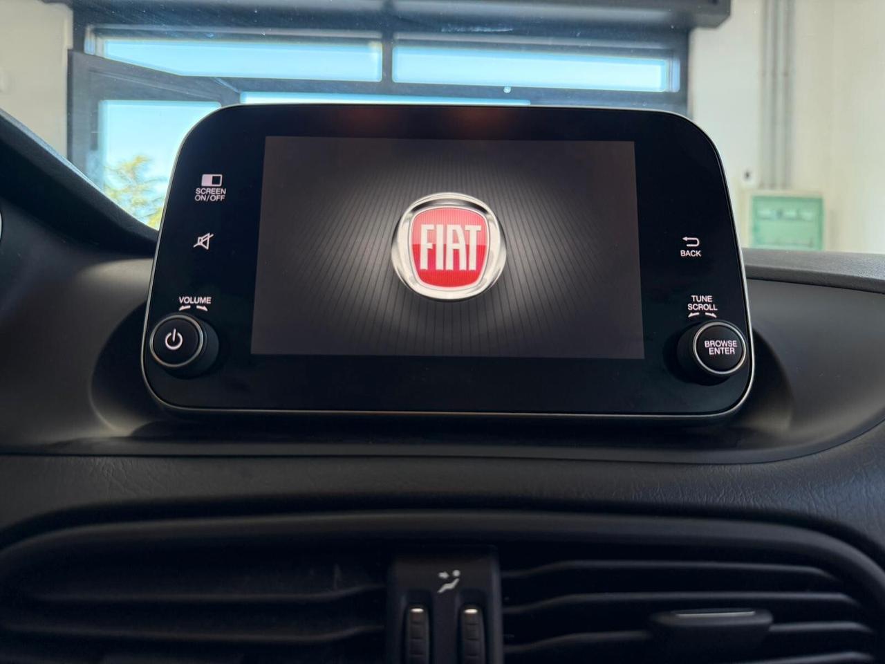 Fiat Tipo 1.4 5 porte Lounge 95 CV UNICO PROPRETARIO