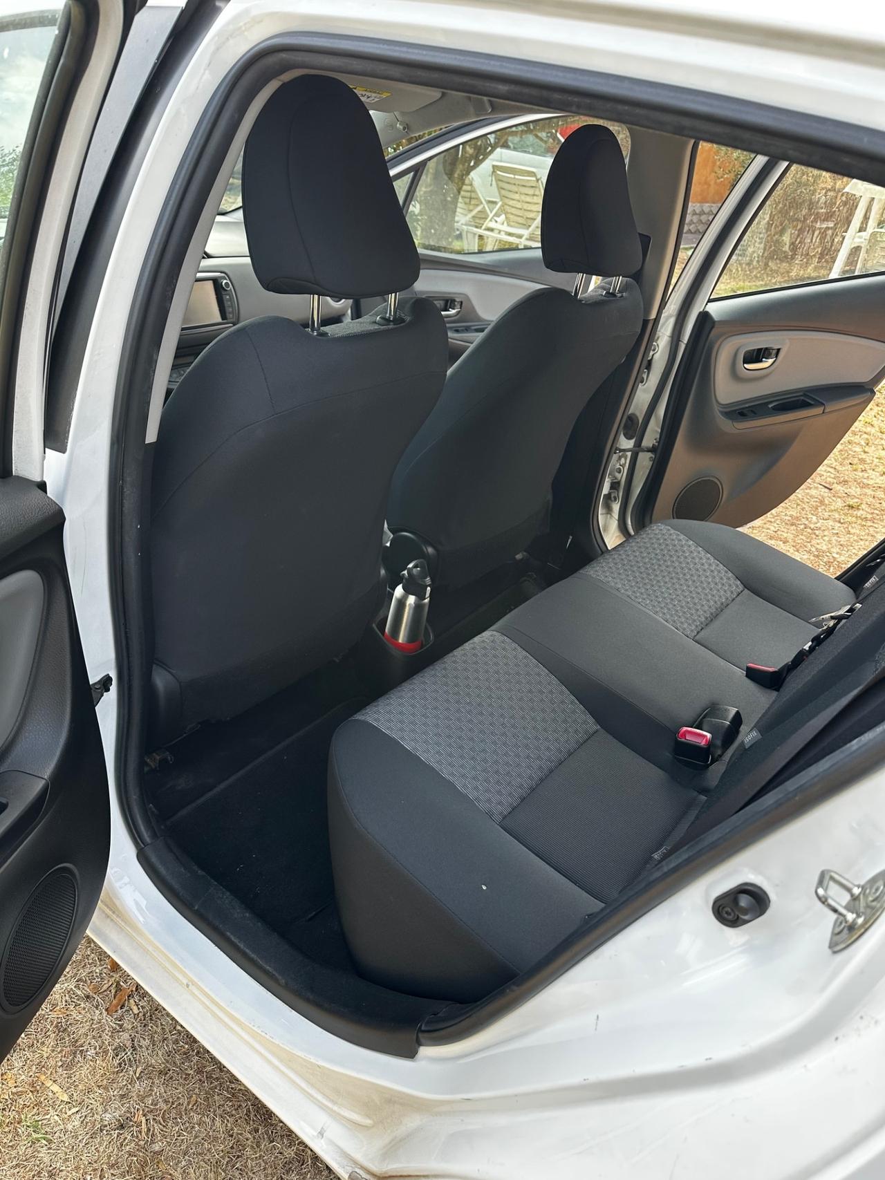 Toyota Yaris 1.0 5 porte Active UNICO PROPRIETARIO