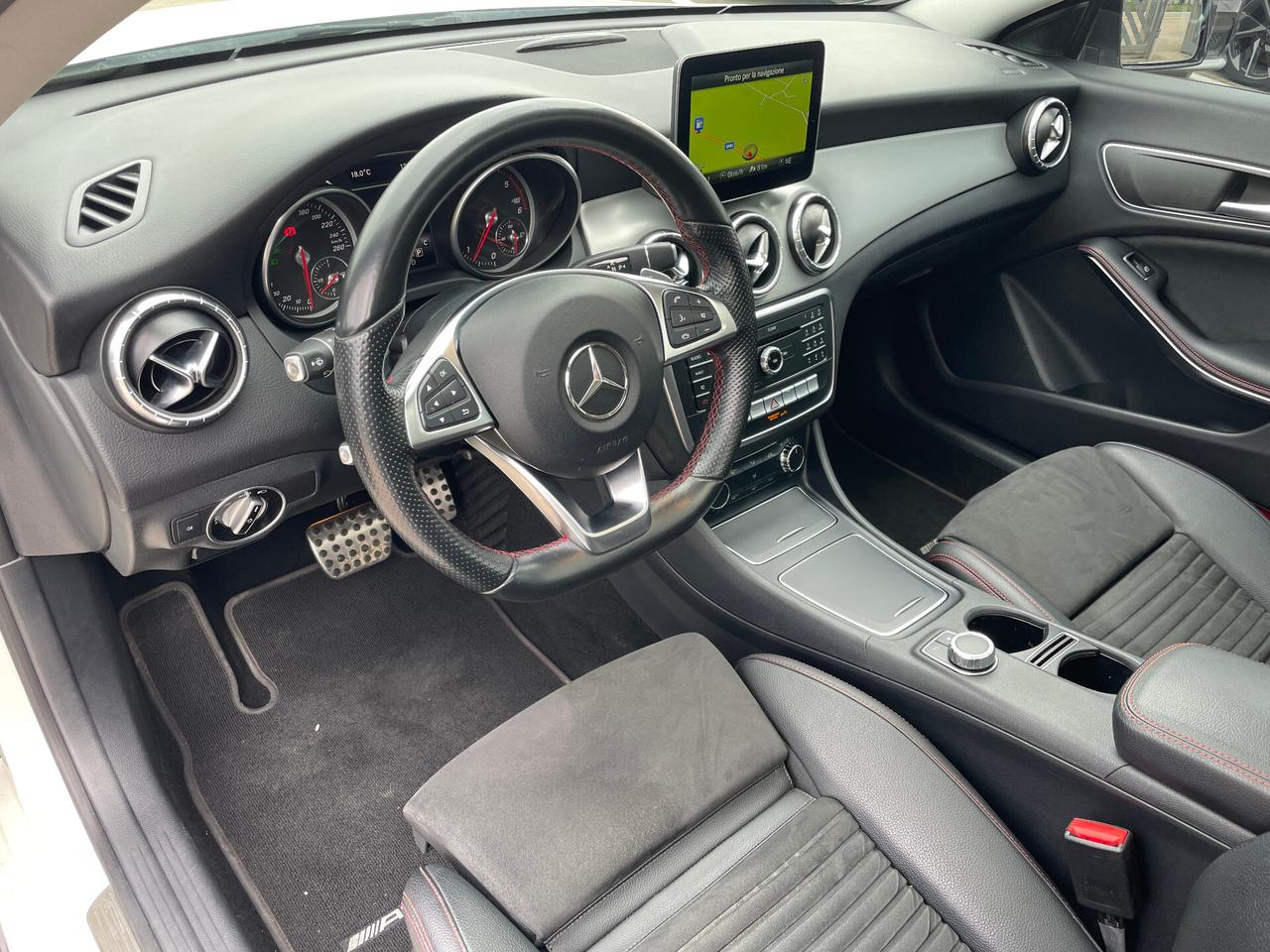 Mercedes-benz CLA 220 d S.W. 4Matic Automatic Premium-TETTO
