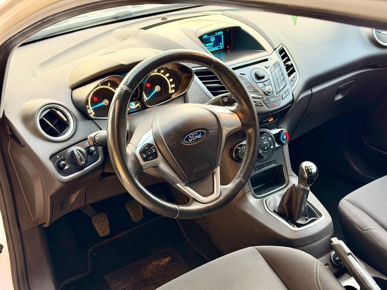 Ford Fiesta 1.2 44kw Titanium OK NEOPATENTATI UNIP