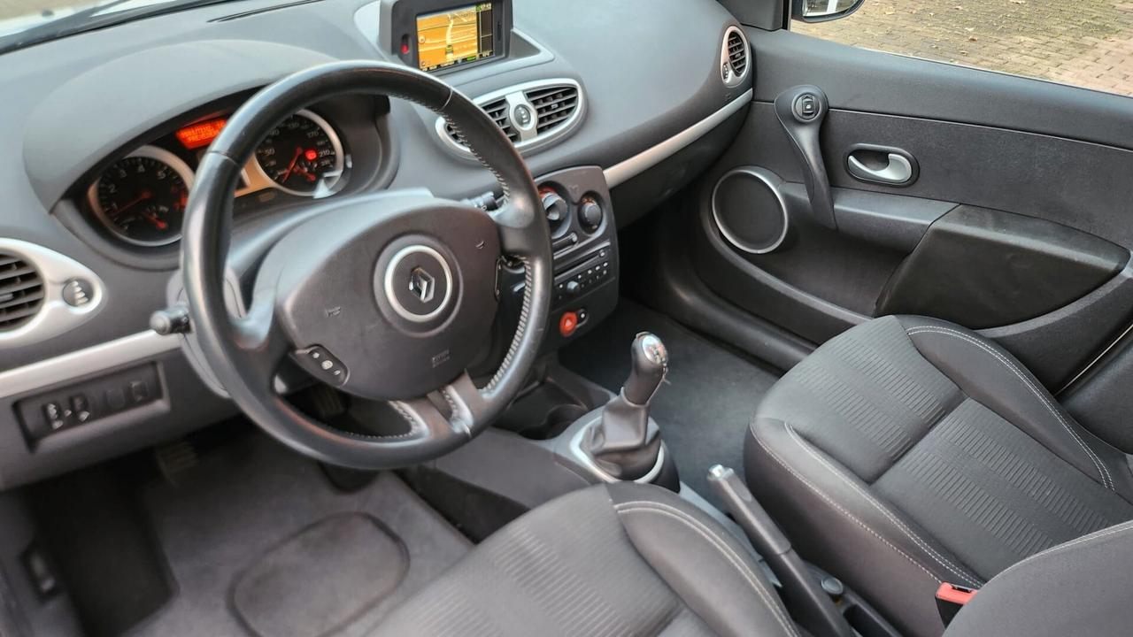 Renault Clio 1.2 16V 5 porte Dynamique