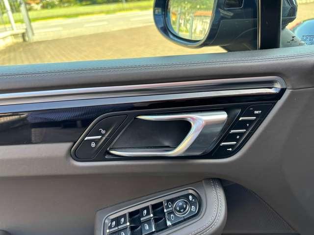Porsche Macan Macan 2.0 245cv pdk TETTO-21-PNEUMATICA