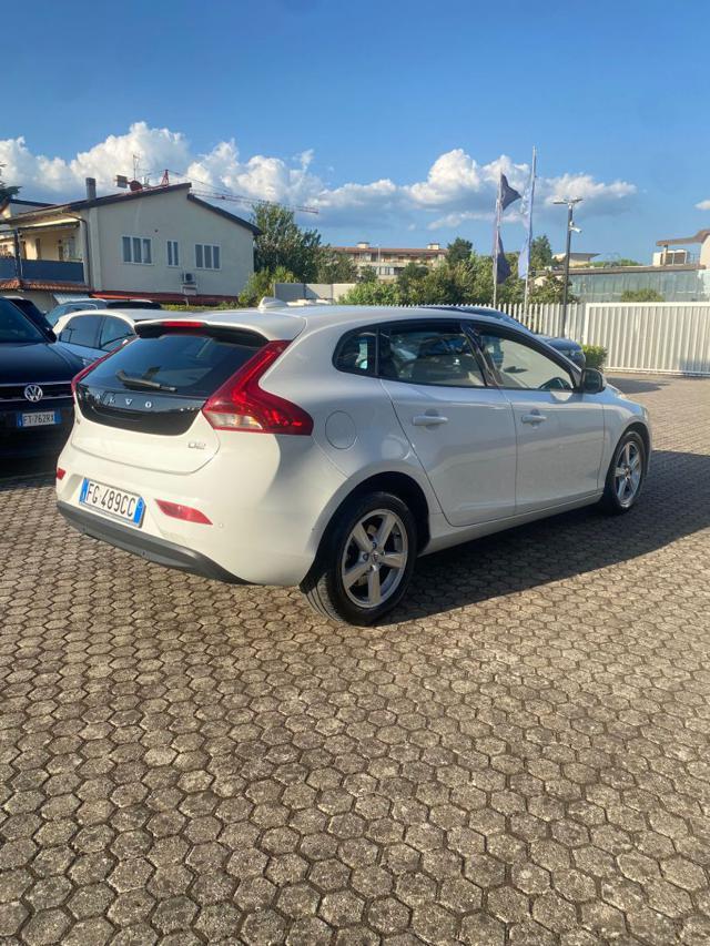 VOLVO V40 D2 Business NEO PATENTATO
