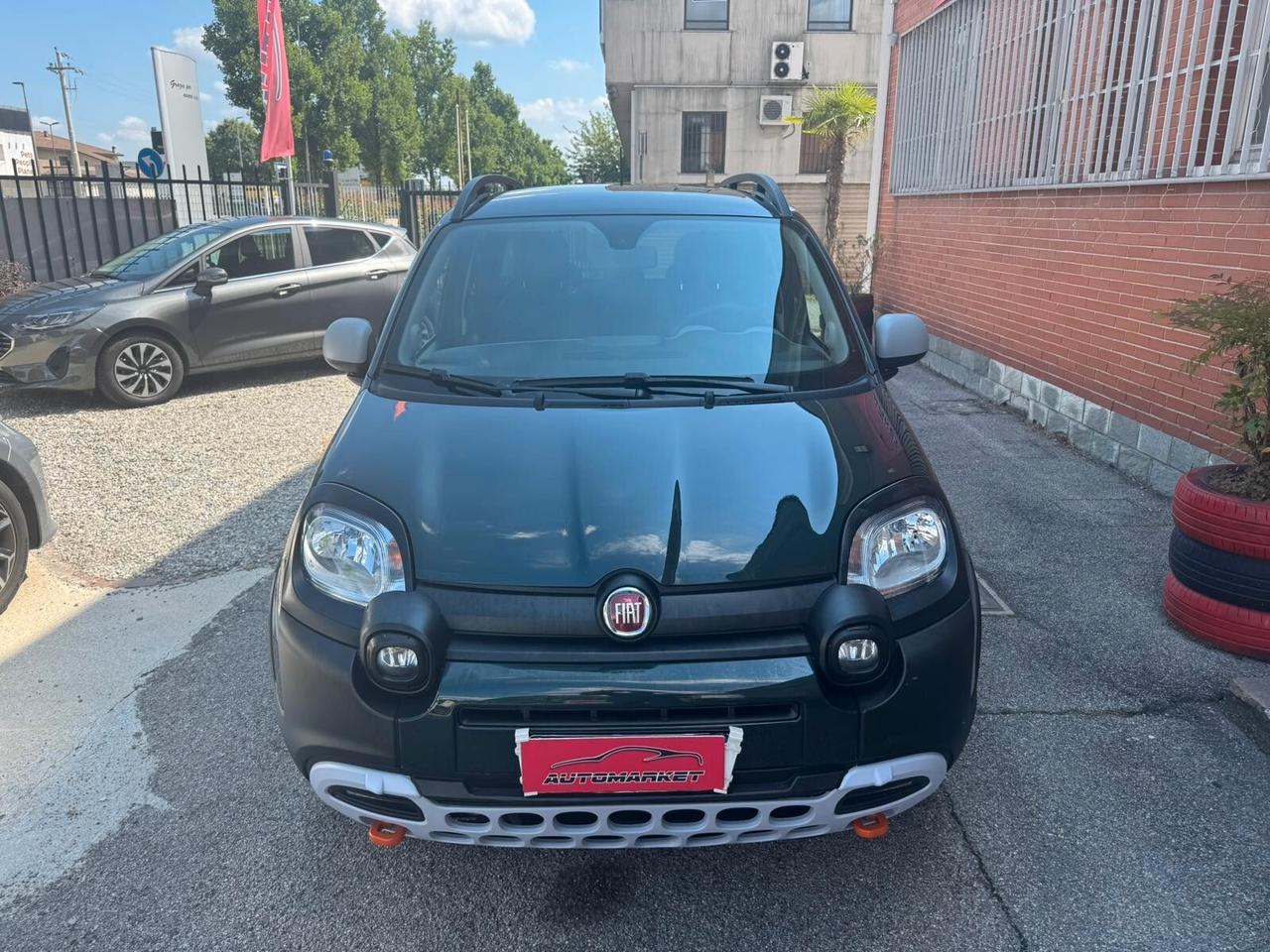 Fiat Panda 1.0 FireFly Cross Hybrid Garmin