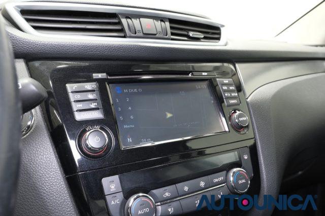 NISSAN Qashqai 1.2 DIG-T N-CONNECTA NEOPATENTATI TETTO PANORAMA