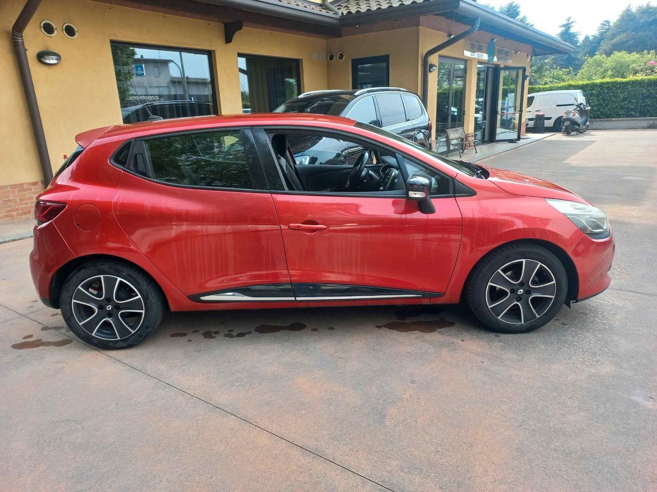 Renault Clio 1.2 16V 5 porte Dynamique