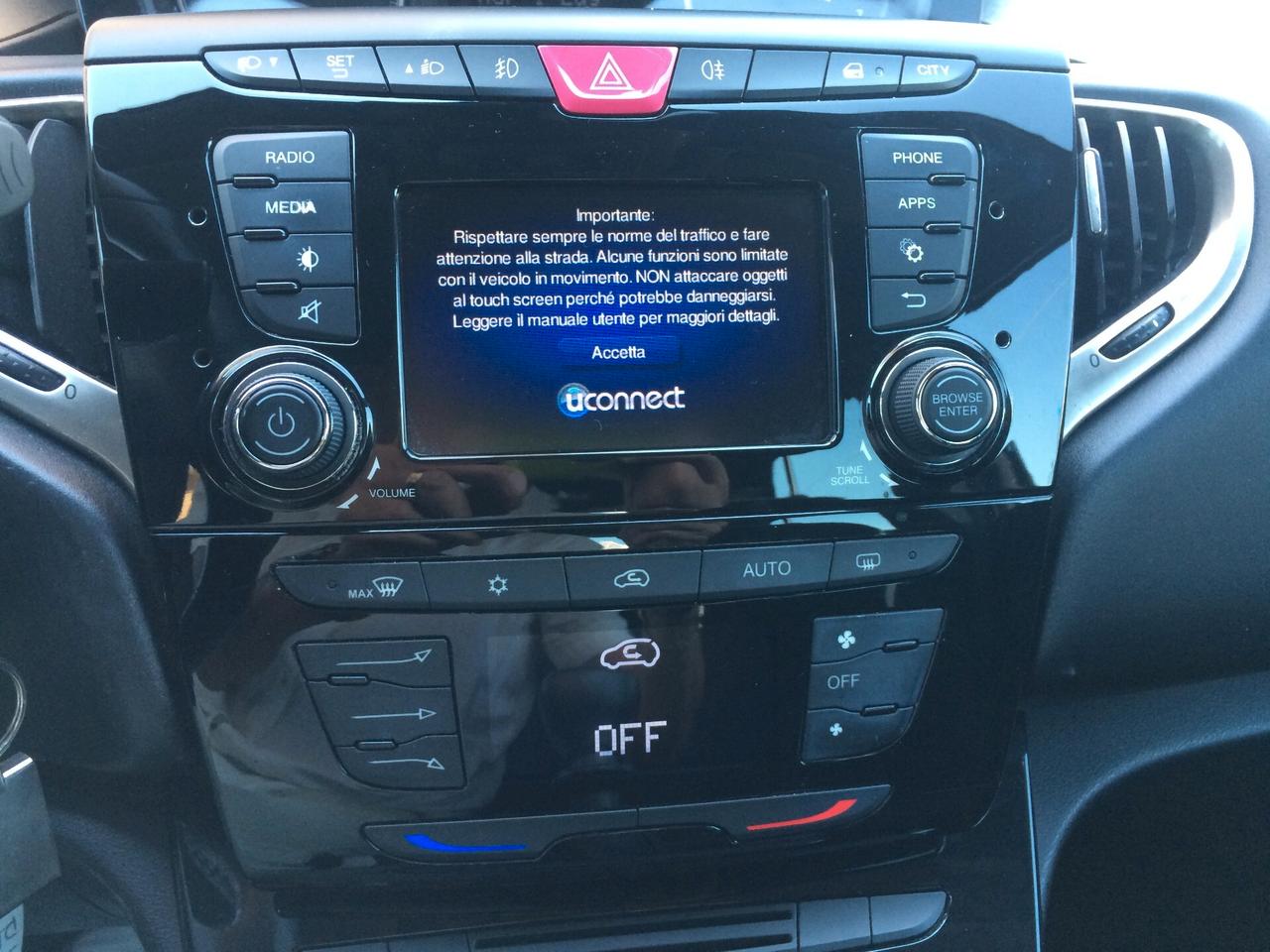 2016 Lancia Ypsilon 1.2 69 CV 5 porte Platinum tagliandata!!!