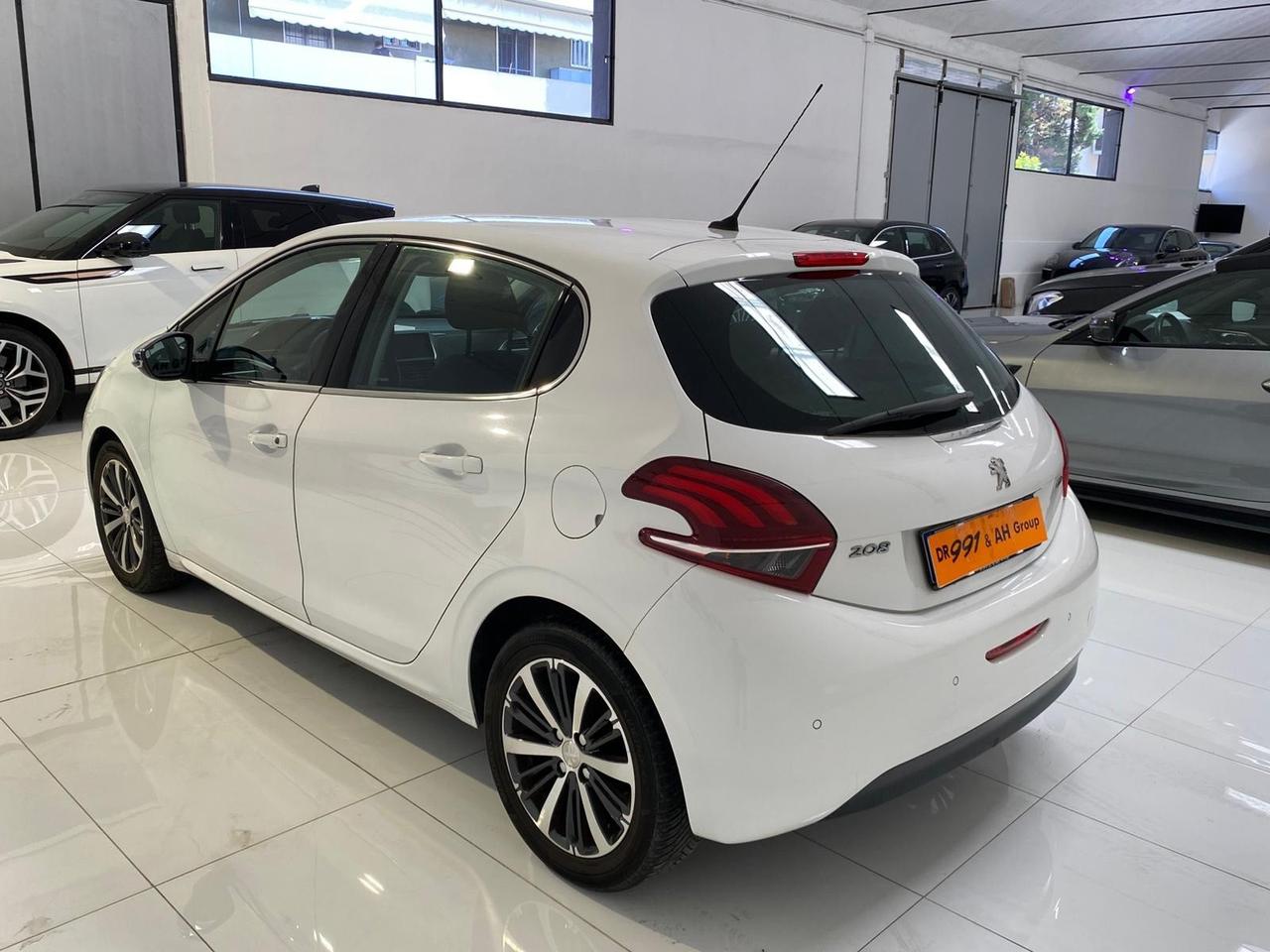 Peugeot 208 BlueHDi 100 5 porte GT Line
