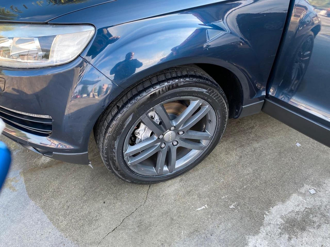 Audi Q7 3.0 V6 TDI 233CV quattro tiptronic GANCIO