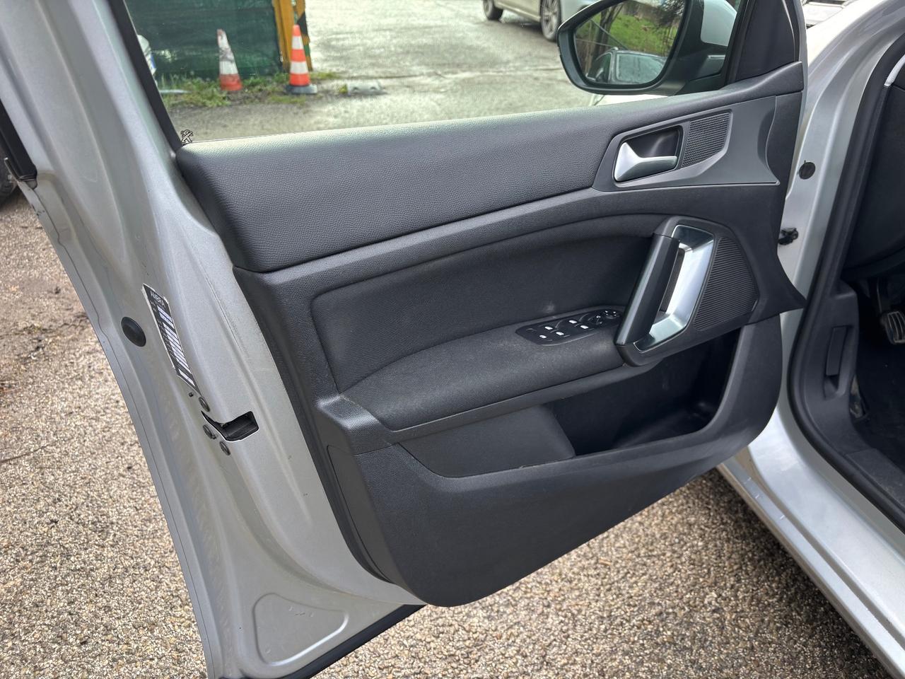 Peugeot 308 HDI 120CV SW OK NEOPATENTATI