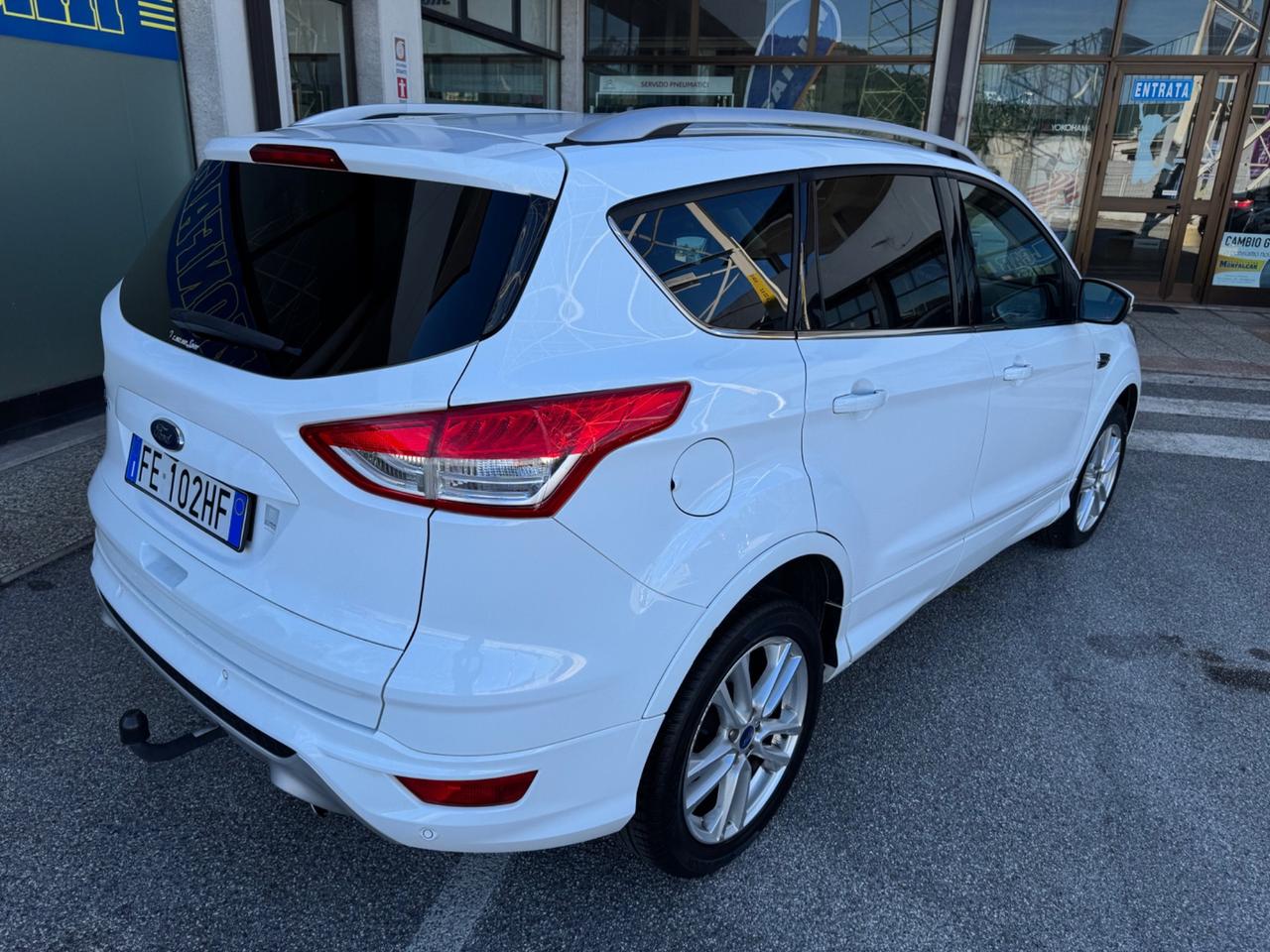 Ford Kuga 2.0 TDCI 150 CV 2WD ST-Line PERFETTA
