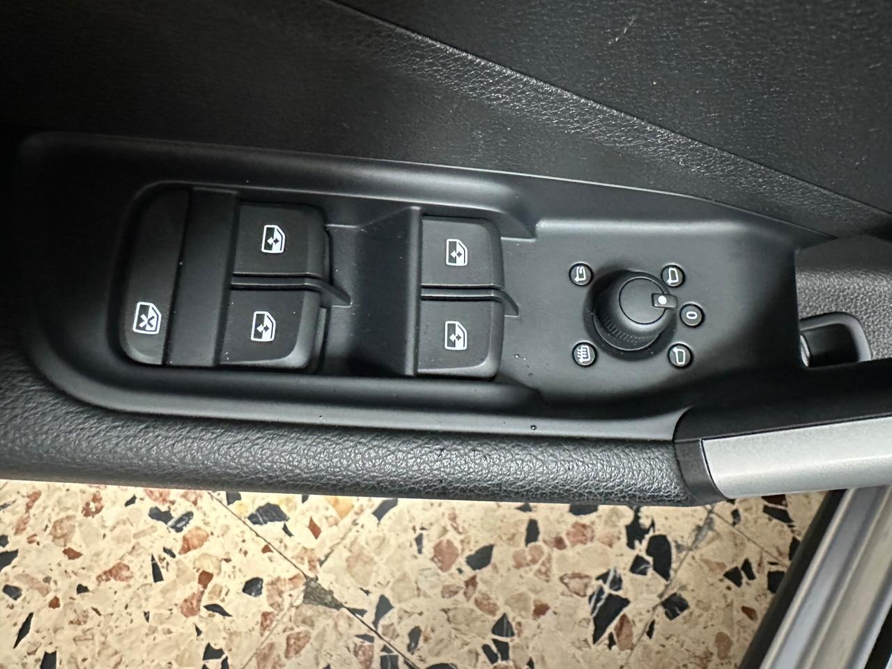 Audi Q2 30 TDI S line Edition