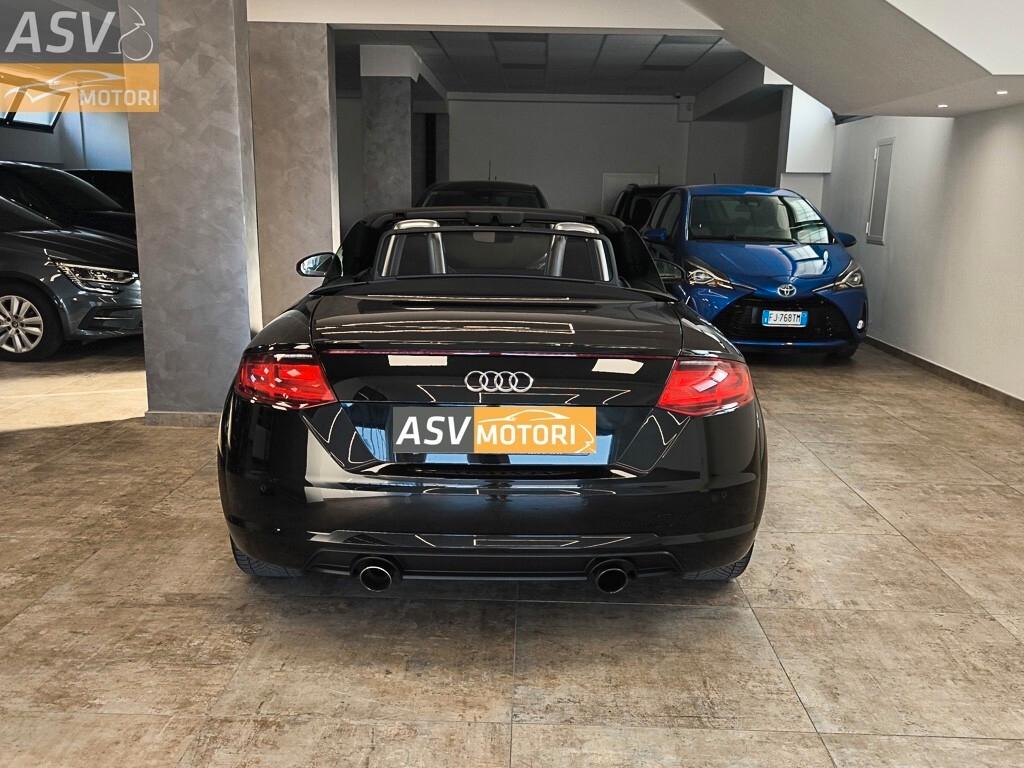 Audi TT Roadster 2.0 TFSI S line