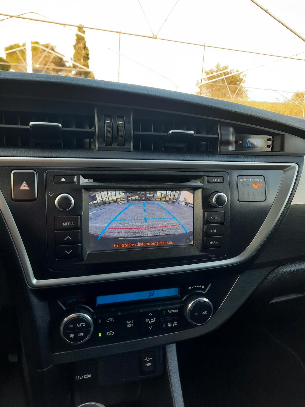 Toyota Auris 1.4 D-4D Active Ok Neopatentati