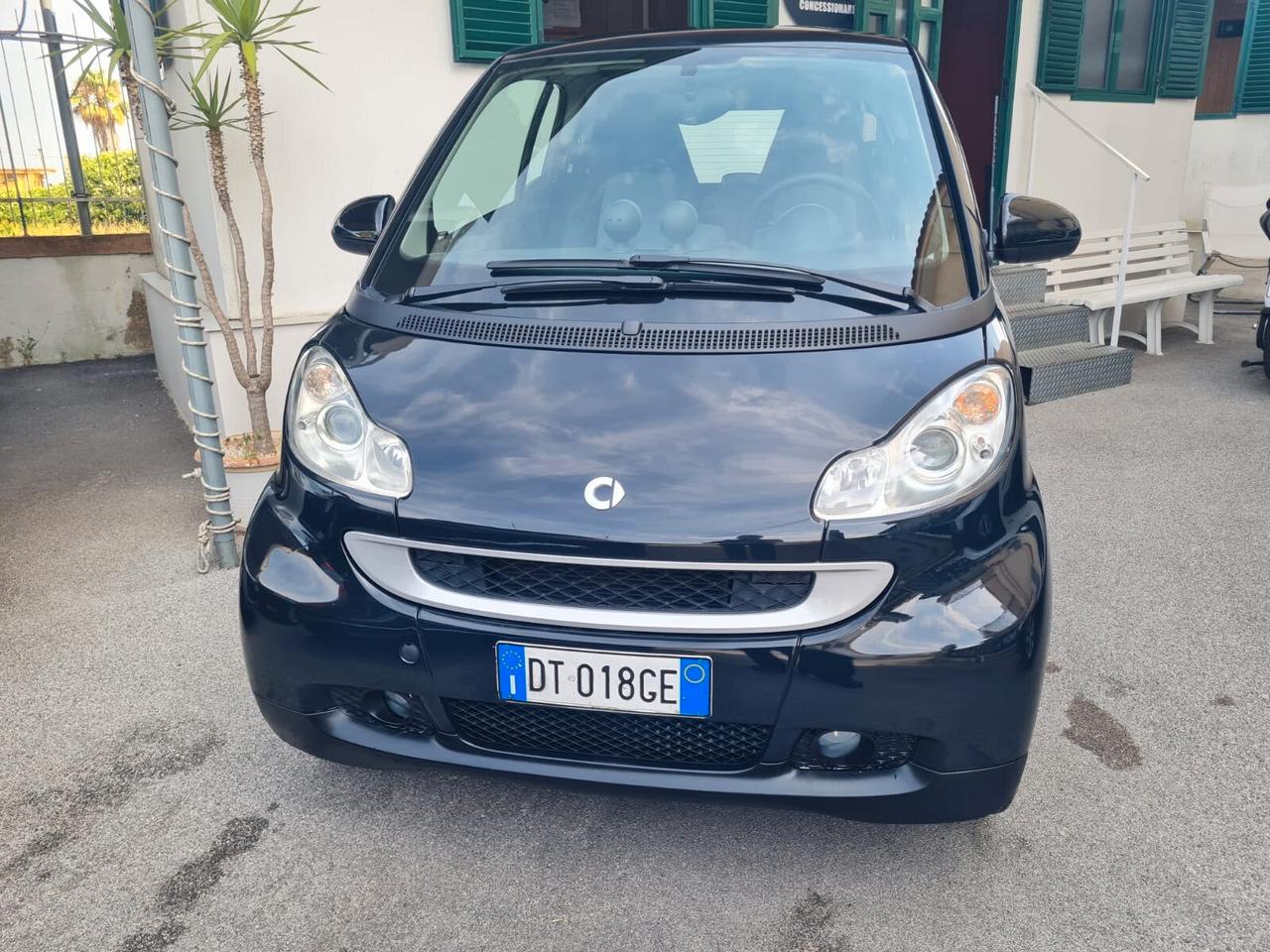 Smart ForTwo 1000 62 kW coupé passion