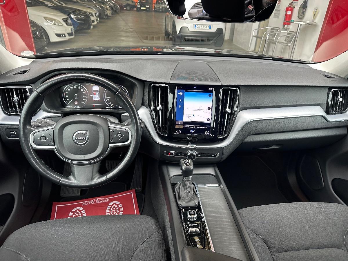 VOLVO - XC60 - D4 Geartronic Momentum Pro