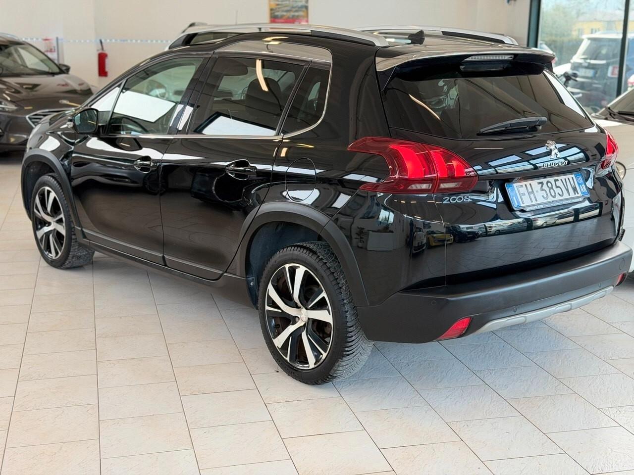 Peugeot 2008 BlueHDi 120 S&S Allure