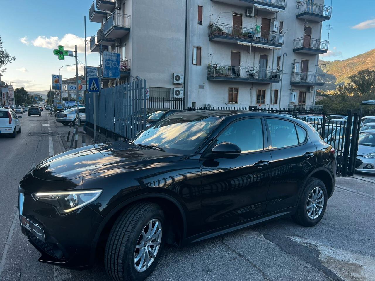 Alfa Romeo Stelvio 2.2 Turbodiesel 180 CV AT8 Q4 Business