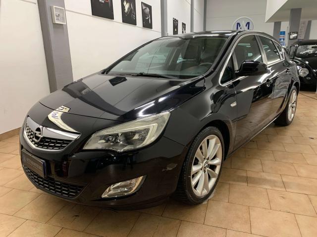 Opel Astra Astra 5p 1.7 cdti Cosmo 110cv