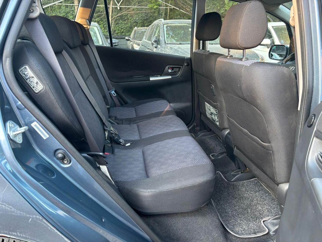 Toyota Corolla Verso 2.0 tdi D-4D OK Neopatentati