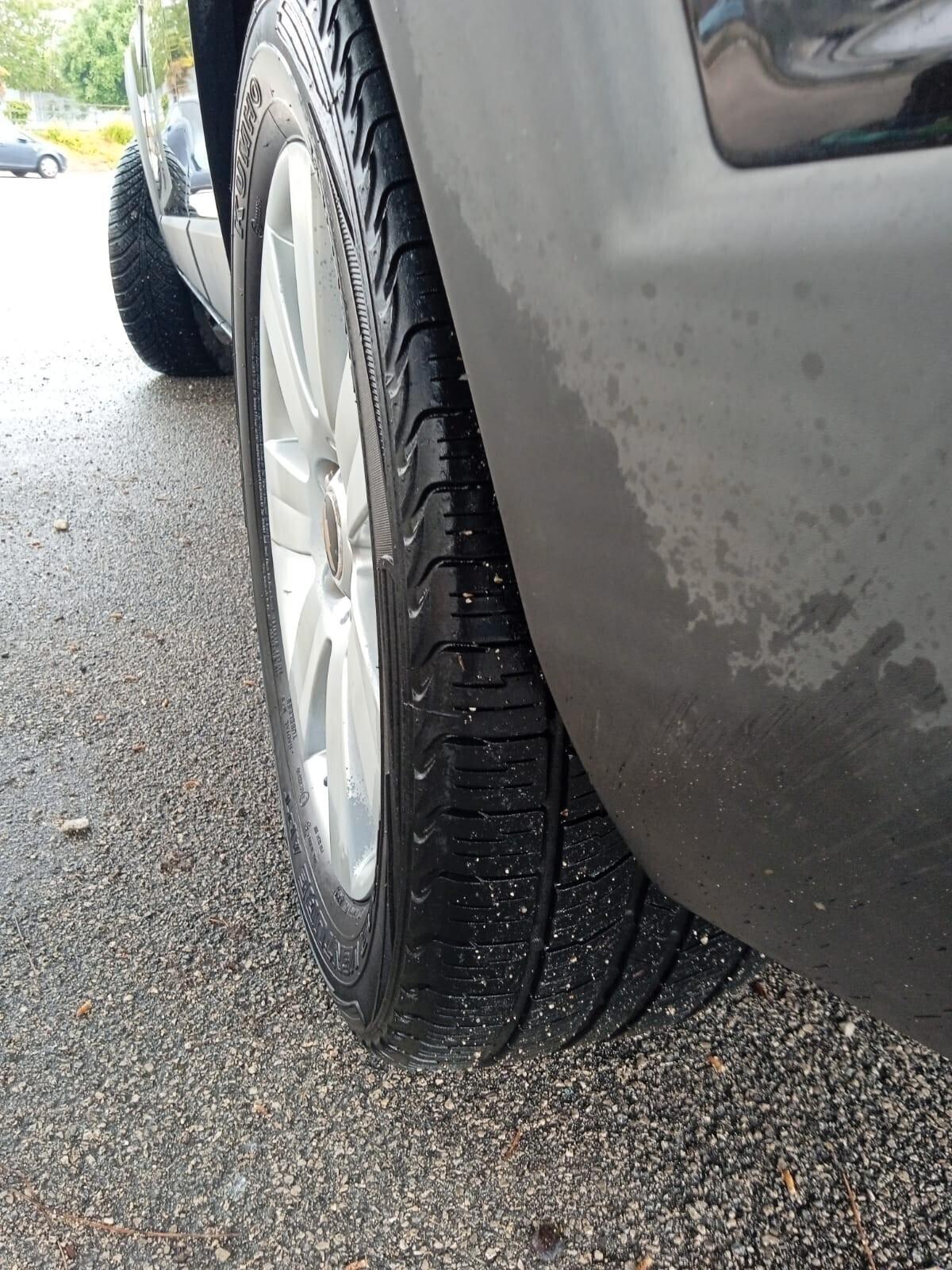 Chevrolet Captiva 2.0 VCDi LT 5 POSTI