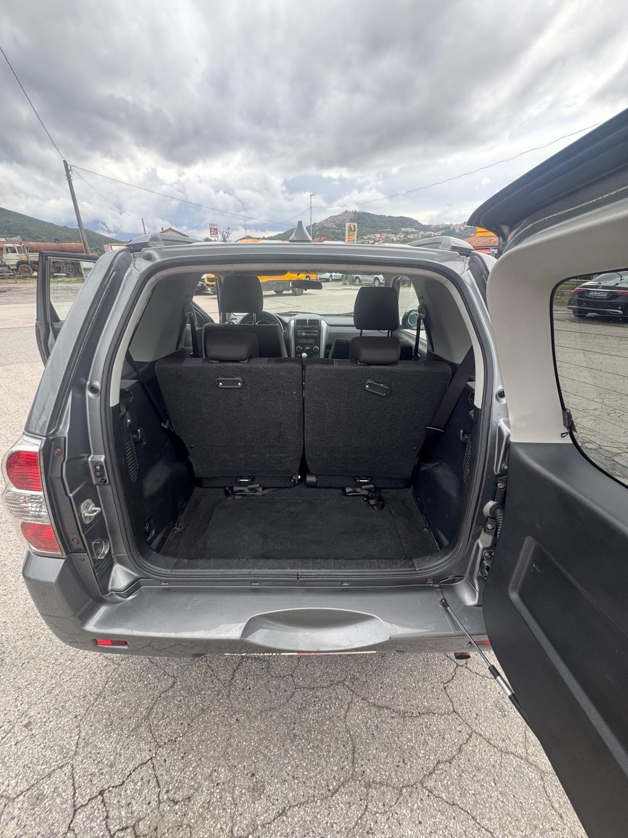 Suzuki Grand Vitara 1.9 DDiS 3p. Special Edition