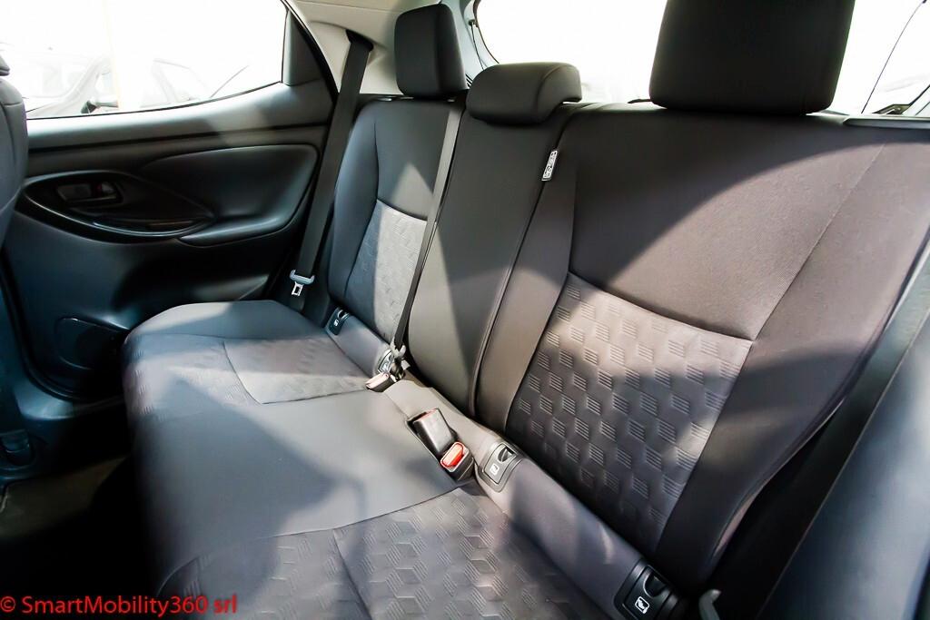 Toyota Yaris 1.5 Hybrid Active E-CVT Business Pack - Ok neopatentati!!!