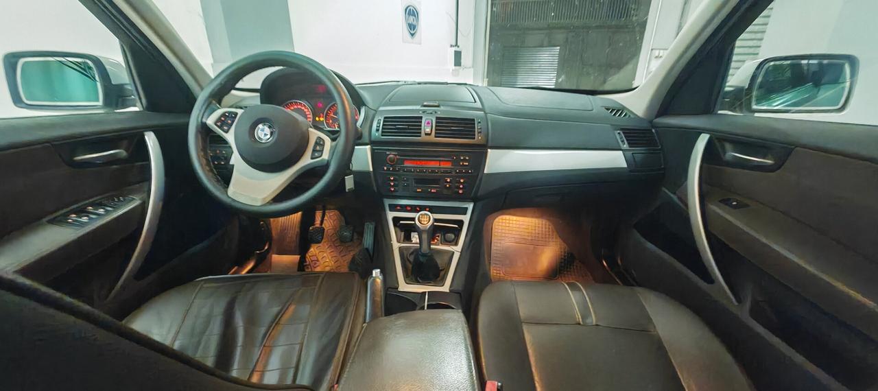 Bmw X3 2.0d cat Futura