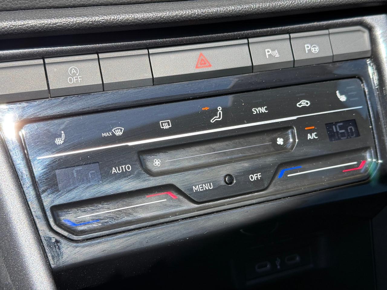 Volkswagen T-Roc 2.0 TDI SCR Style - TETTINO - UNIPRO