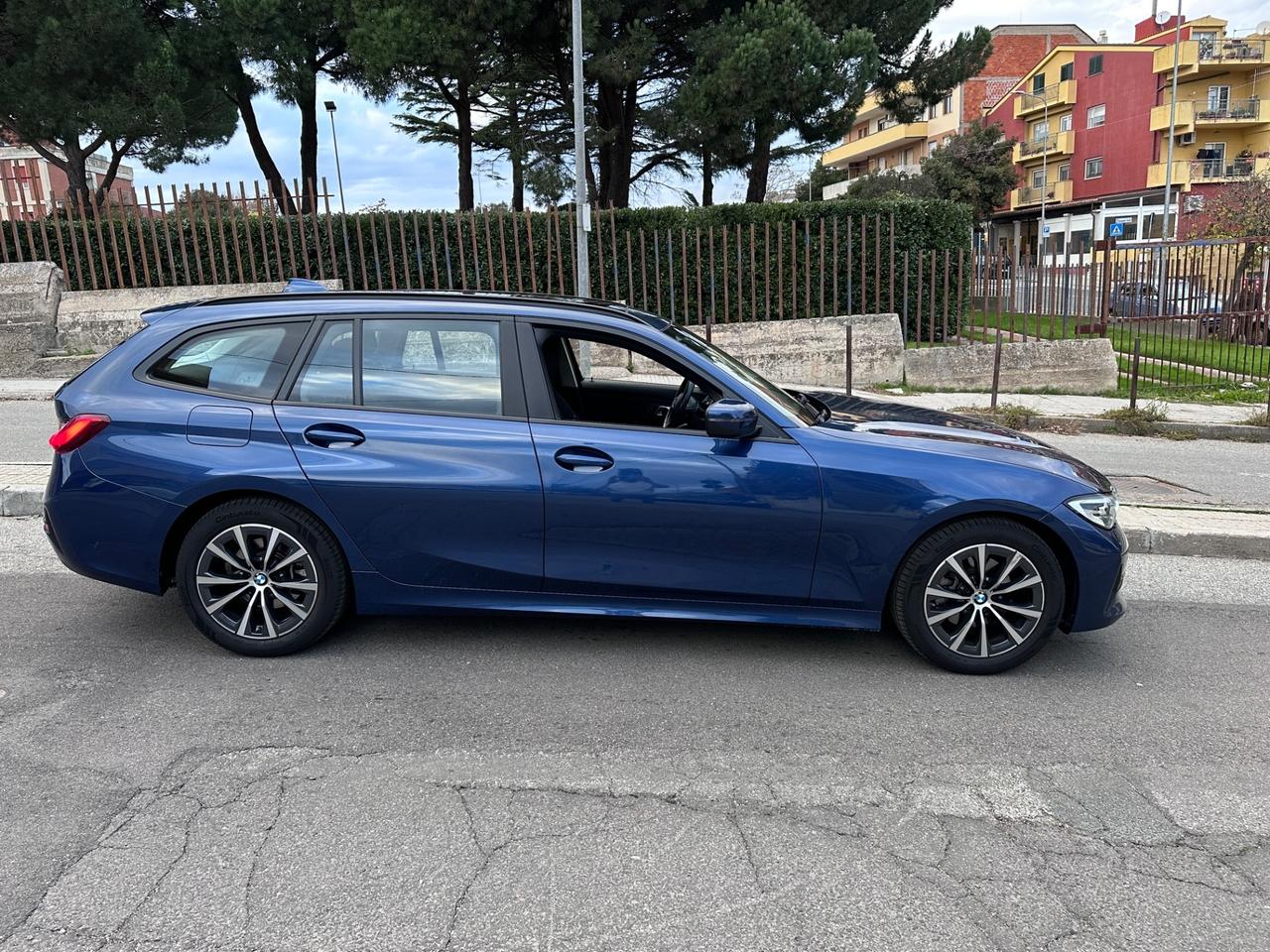 Bmw 320 320d Touring 190cv automatica Msport TETTO