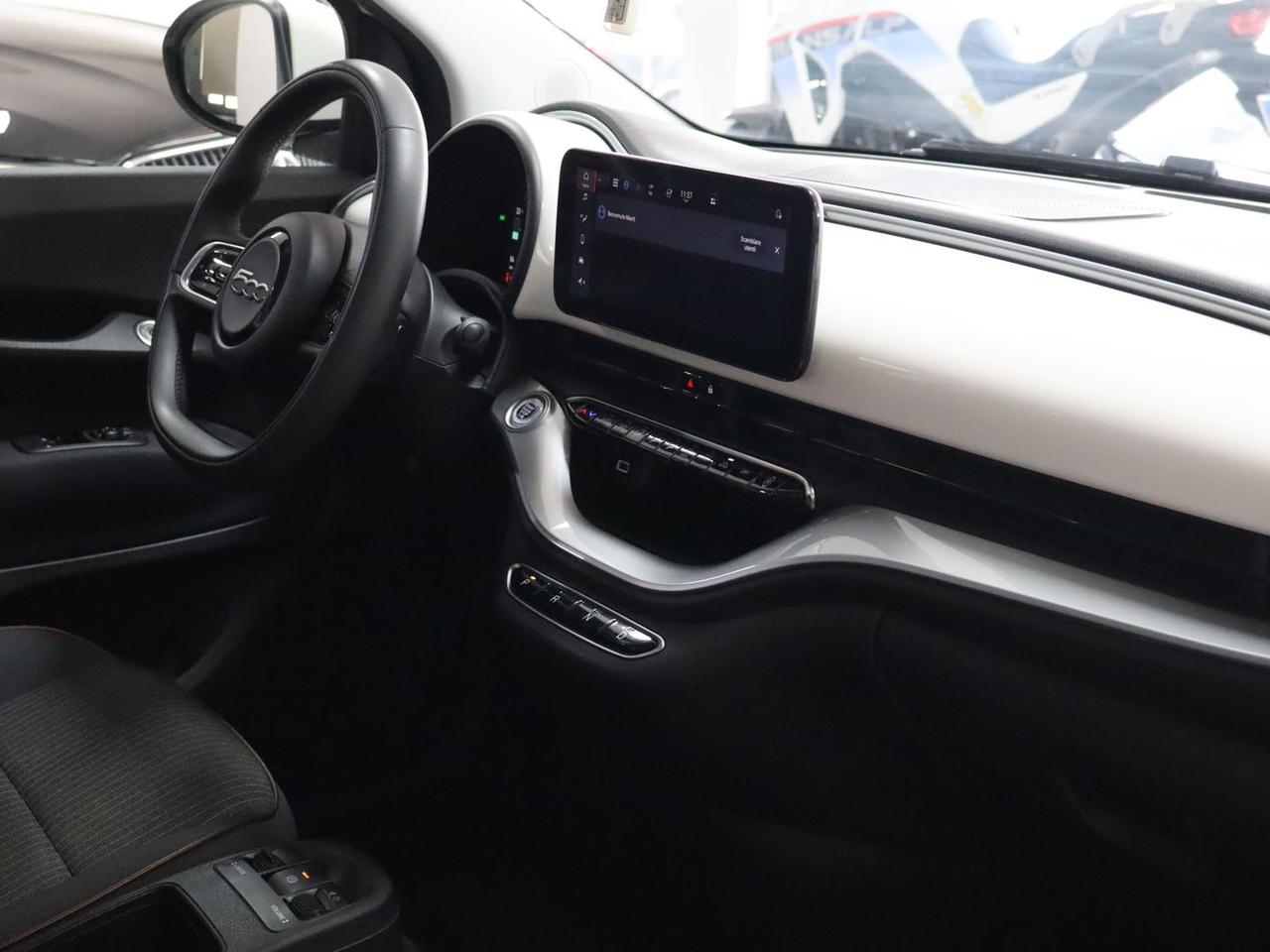 Fiat 500e Icon 500-e 3+1 #50386