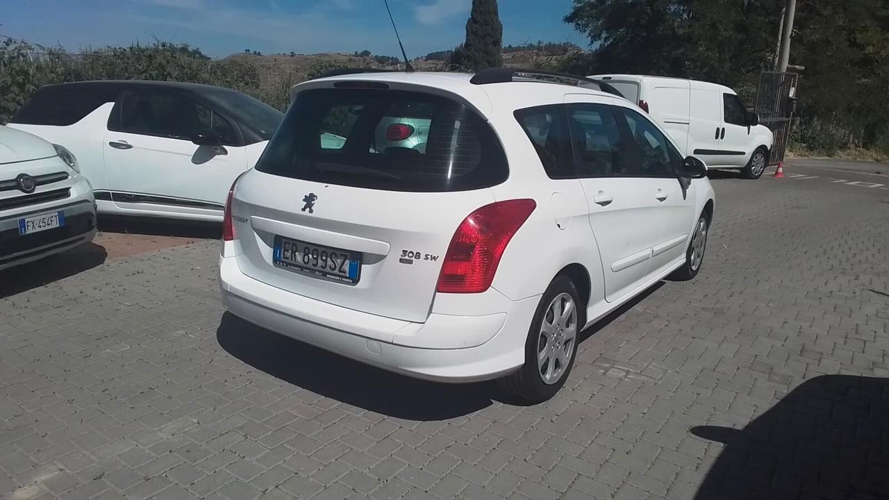 Peugeot 308 1.6 8V e-HDi 115CV Stop&Start SW Active